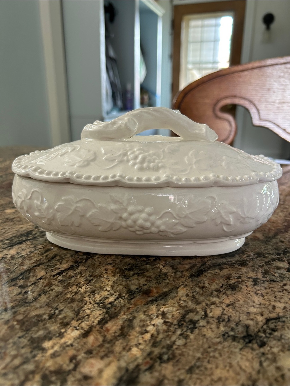 Arnart Elegant White Ceramic Covered Serving Dish